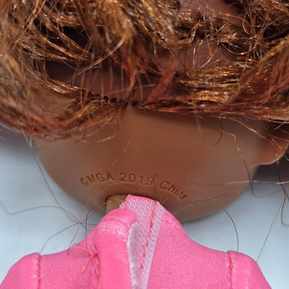 L.O.L. Surprise! O.M.G. Swim Fashion Doll Coral Waves 2019 With Long Curly Hair - Picture 3 of 7